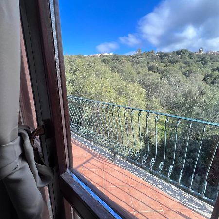 Calypso Home Sea View Badesi Buitenkant foto