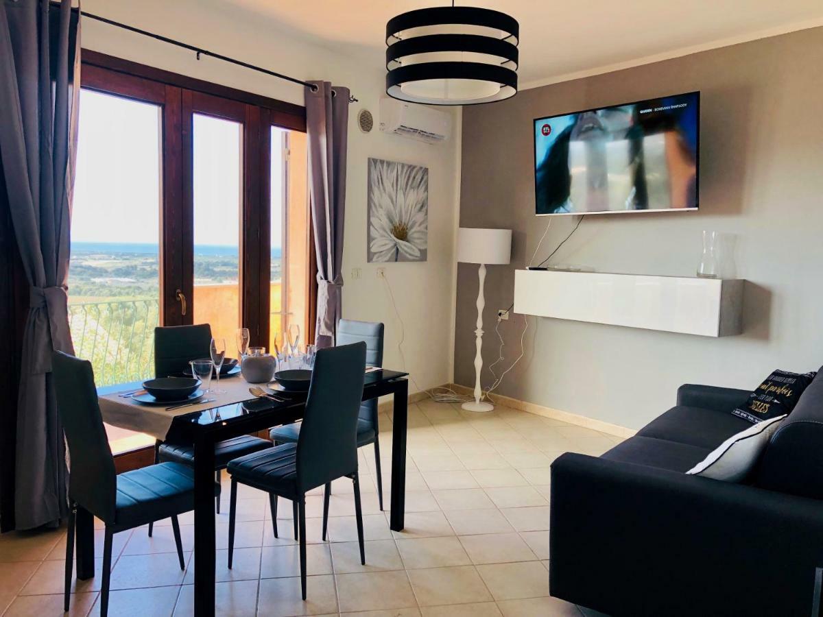 Calypso Home Sea View Badesi Buitenkant foto